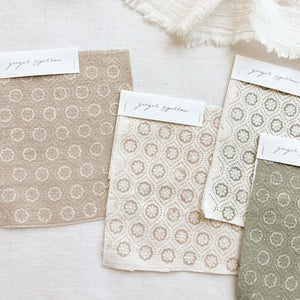 Hawa Ivory Textured - Olive Textile