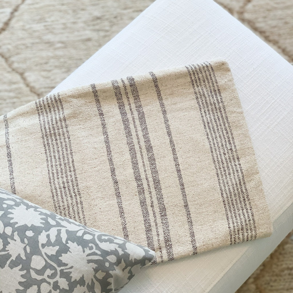 Amoha - Throw Pillow